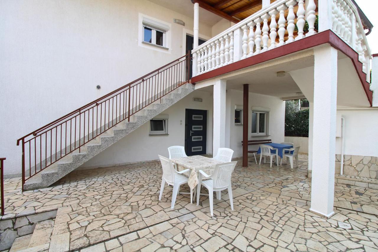 Apartments Valerija 847 Пула Екстериор снимка