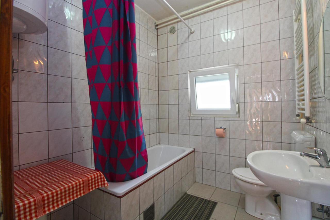 Apartments Valerija 847 Пула Екстериор снимка