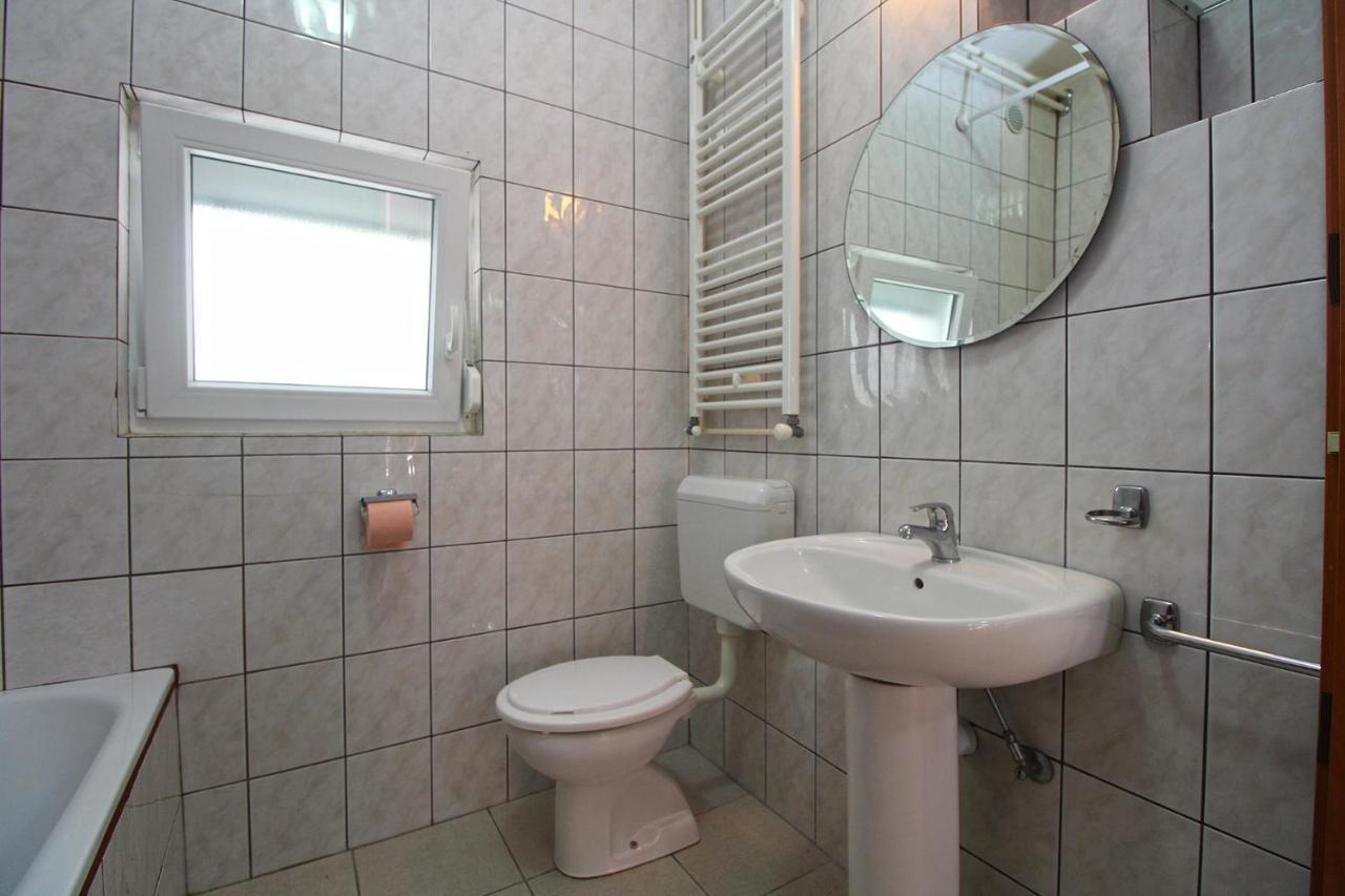 Apartments Valerija 847 Пула Екстериор снимка